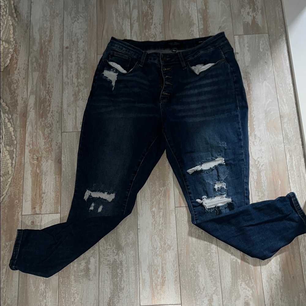Judy Blue Boyfriend Jeans Distressed Blue